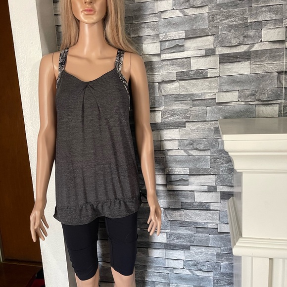 Lululemon" Rest Less Tank Heathered Gray & black - Picture 2 of 14